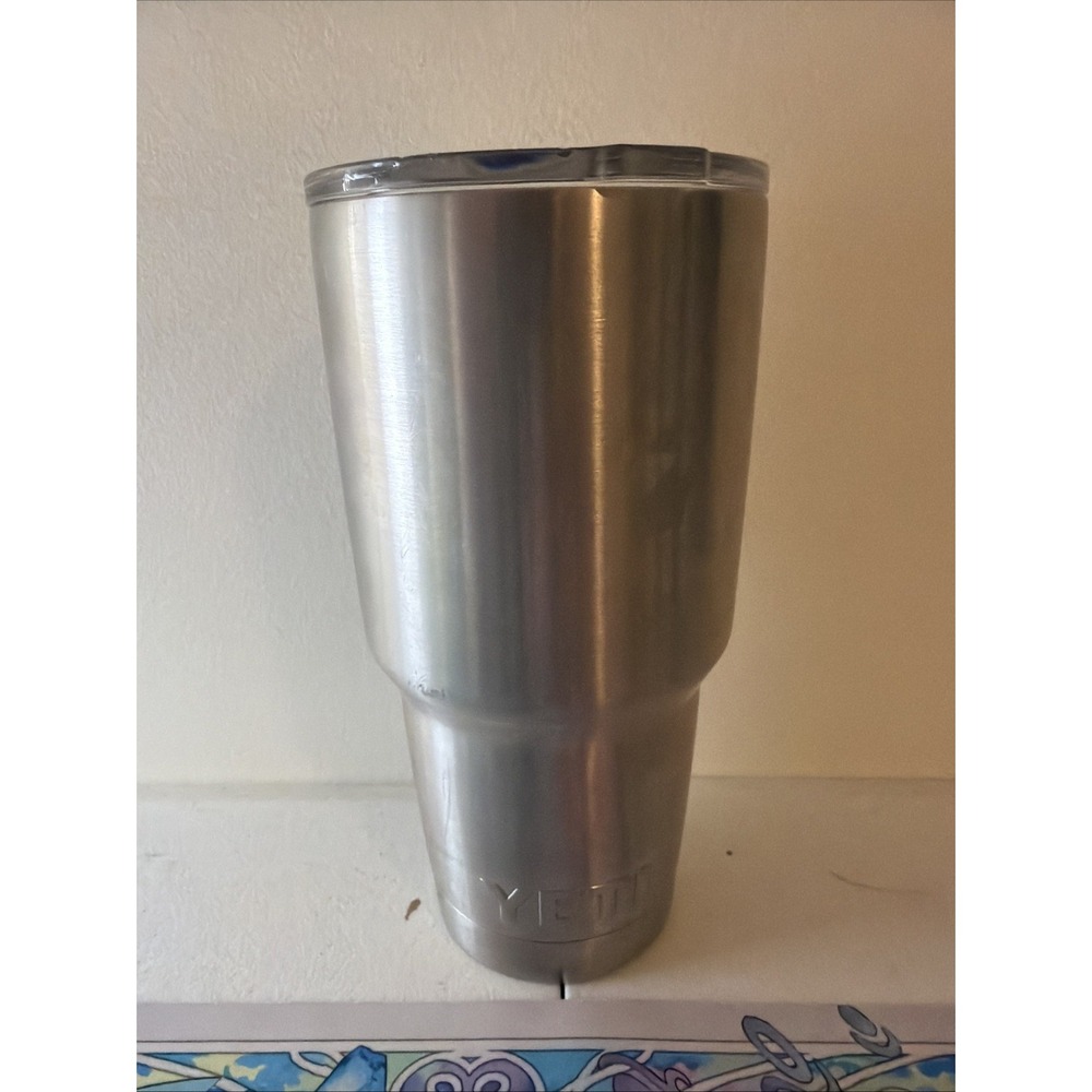 YETI Rambler 30 oz Stainless Steel Insulated Tumbler Travel Mug w/ Lid
